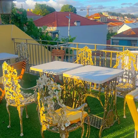 - - 8 Appartement